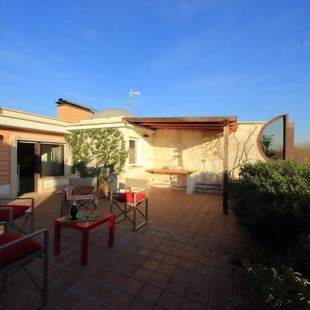 Ferienwohnung Beautiful Loft In Ponte Milvio With Terrace Rom Exterior foto