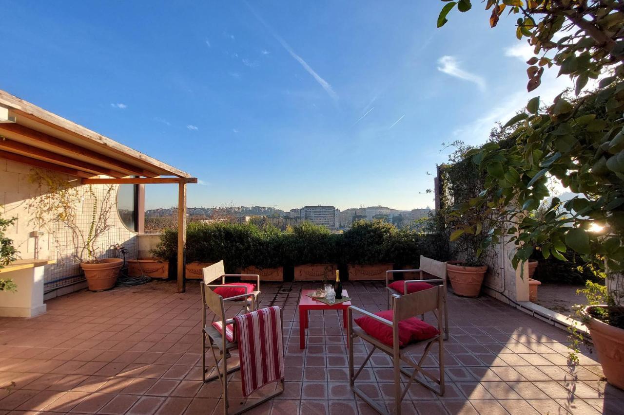 Ferienwohnung Beautiful Loft In Ponte Milvio With Terrace Rom Exterior foto